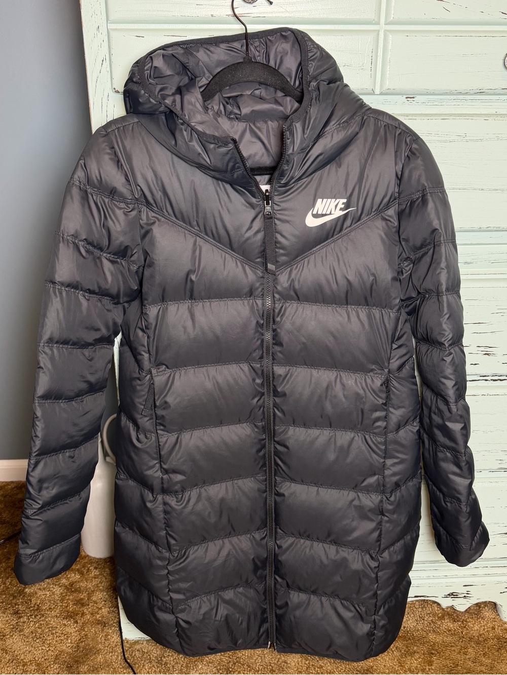 Nike Women's Black Long Puffer Parka Jacket with Hood. Reversible. Size small.